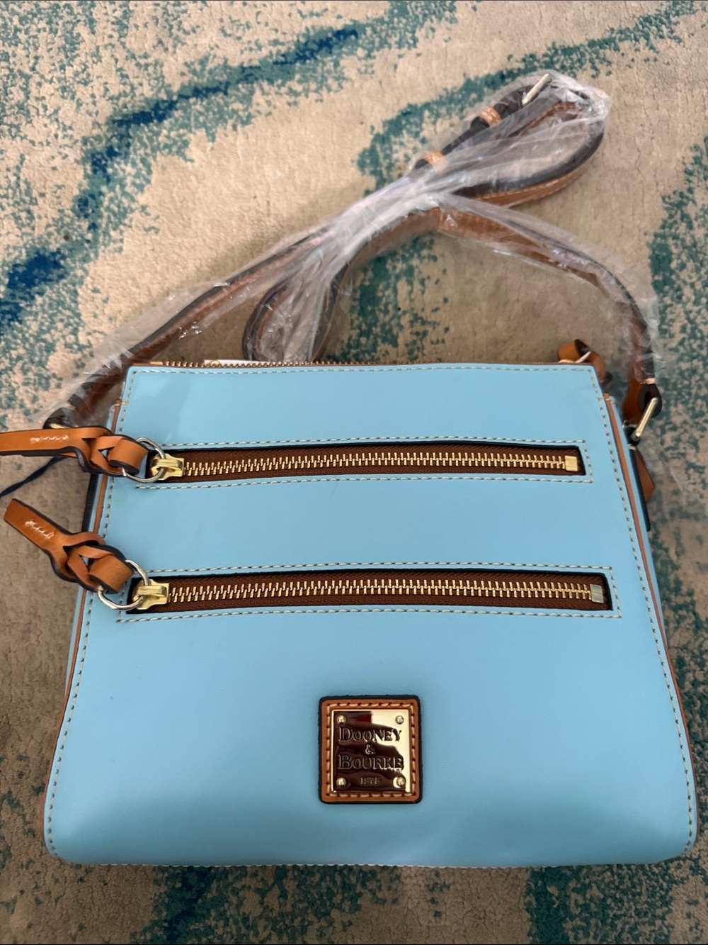 NWT Dooney & Bourke Sky Blue Crossbody with Tan Trim